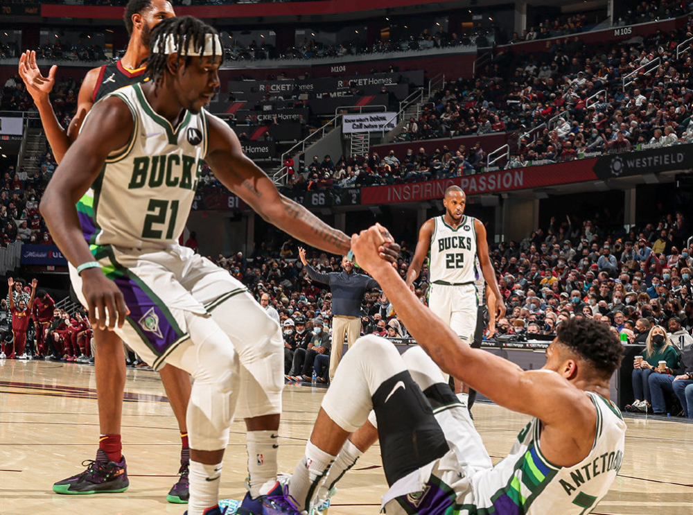 米切尔单场命中九记三分骑士爆冷赢球  米切尔单场命中九记三分骑士爆冷赢球